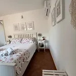 Bed & Breakfast House
