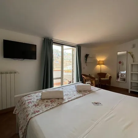 House 4* Πίτσο