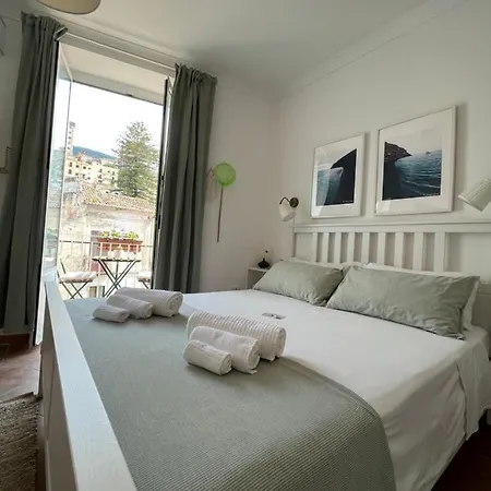 House 4*