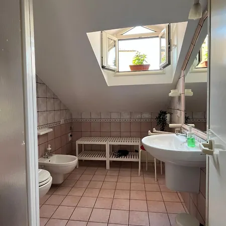 Bed & Breakfast House