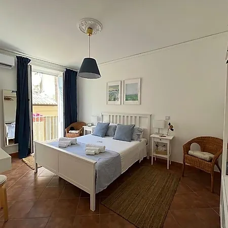 House Bed and Breakfast Πίτσο
