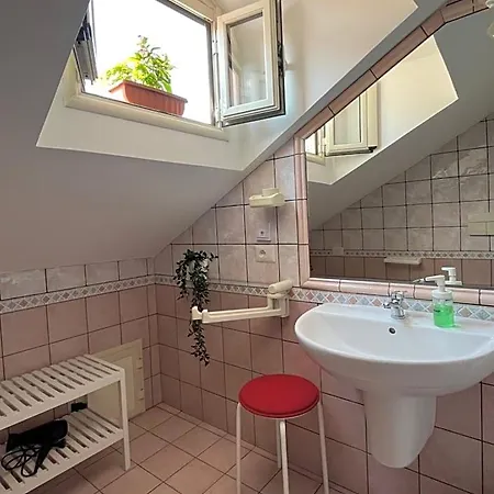 House Bed and Breakfast