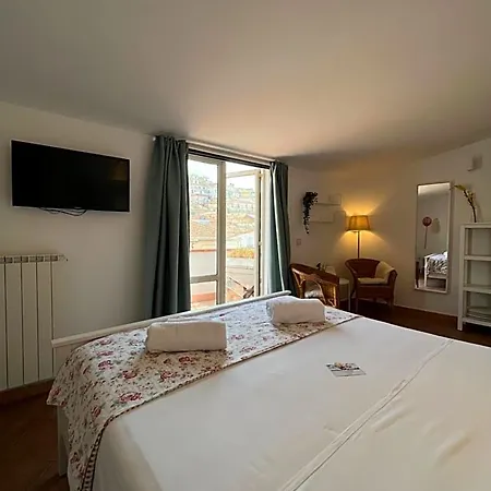 Bed and Breakfast House 4*