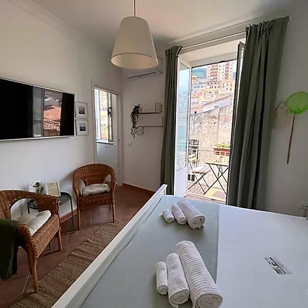 House 4*